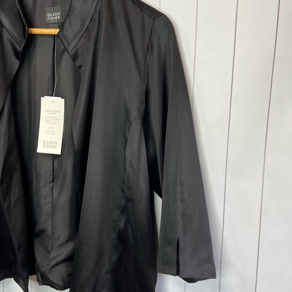 NWT - Eileen Fisher Stand Collar 3/4 Sleeve Jacket - 100% Silk - Petite Large - Picture 2 of 7